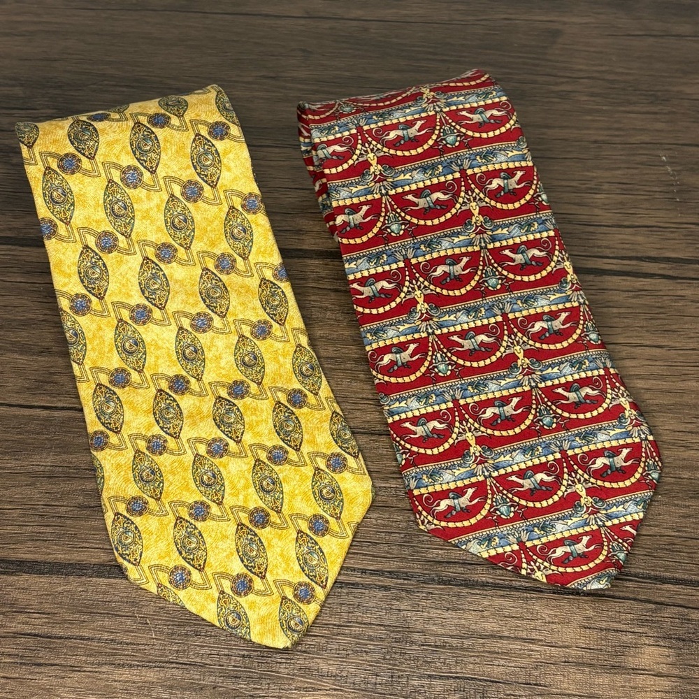 TWO Metropolitan Museum of Art Ties Blue Red‎ Pattern Yellow Geometric Silk